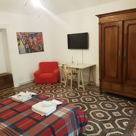 Hotel B&P La Gusteria Ivrea Esterno foto